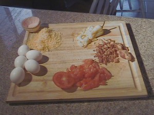 Egg Cheese Muffins with Tomato, Green Chilli's, Bacon Egg Cheese Muffins with Tomato, Green Chilli's, Bacon